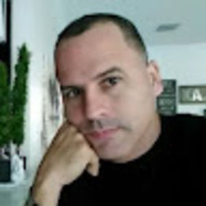 Meet your Posher, Javier